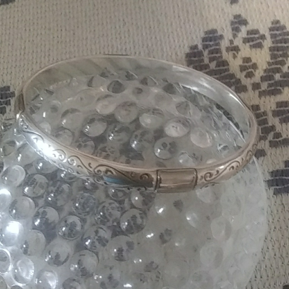 Brighton Bangle - Picture 2 of 3